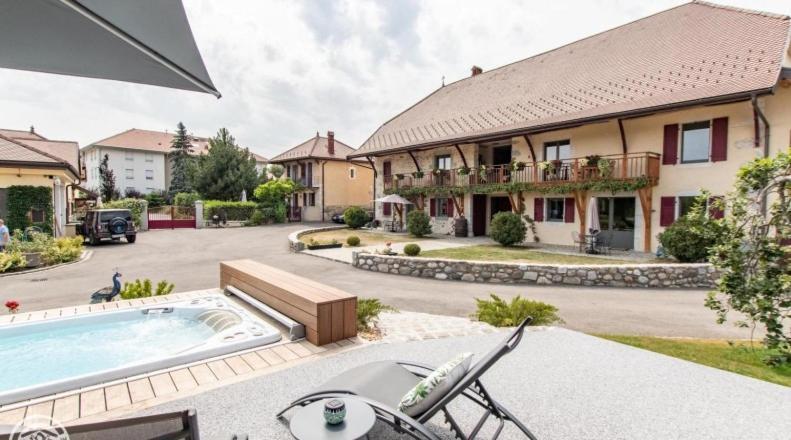Bed and Breakfast Le Paon Bleu Annecy Poisy Экстерьер фото