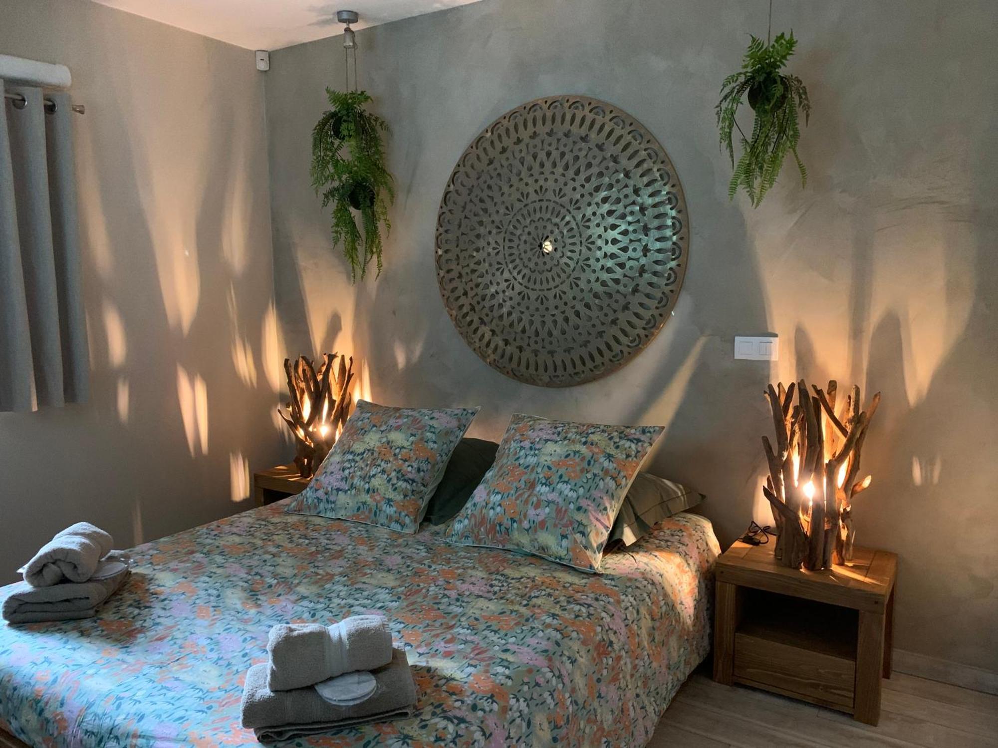 Bed and Breakfast Le Paon Bleu Annecy Poisy Экстерьер фото